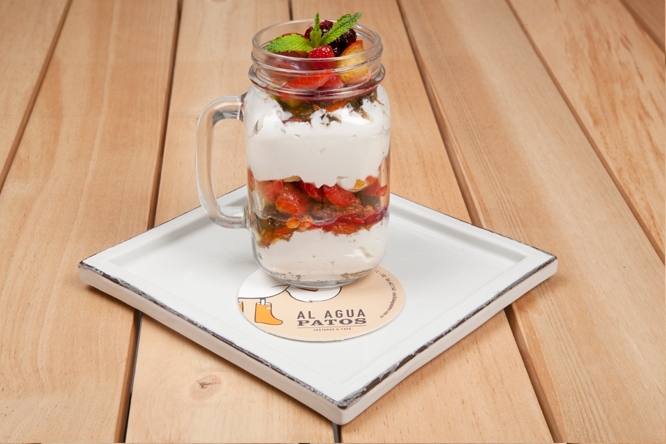 Granola de frutos rojos.